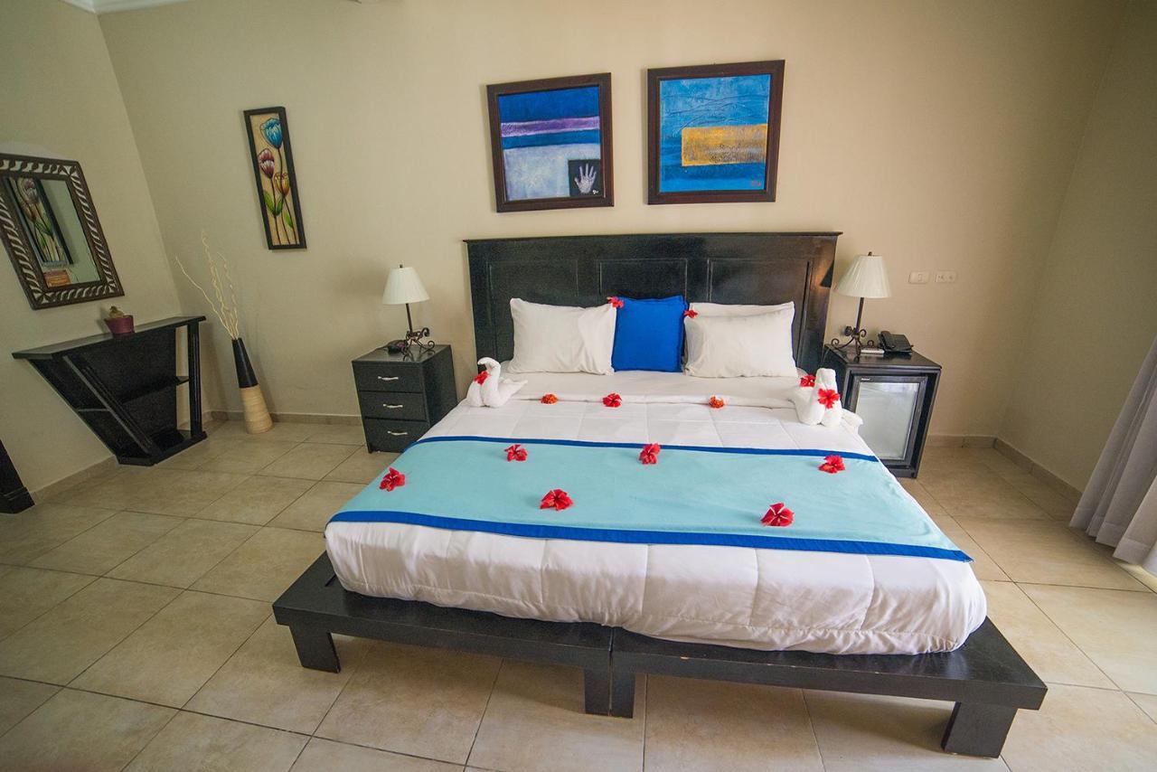 Hotel Seranta Brisas De Bavaro (Adults Only) 蓬塔卡纳 外观 照片